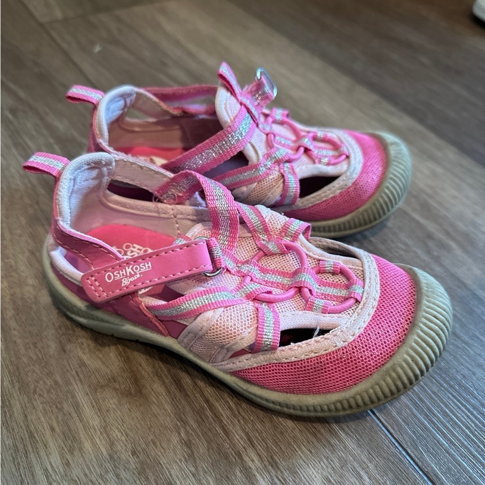 OshKosh B'gosh Pink Sporty Sandals